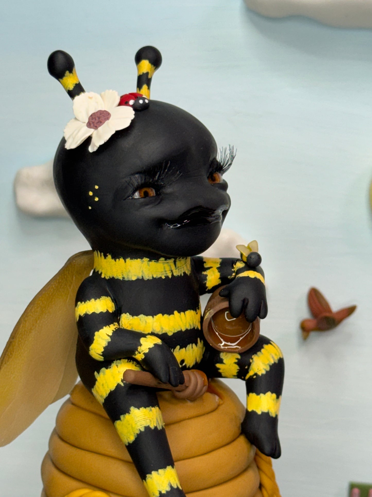 Bee Loveez on Hive - Buzz