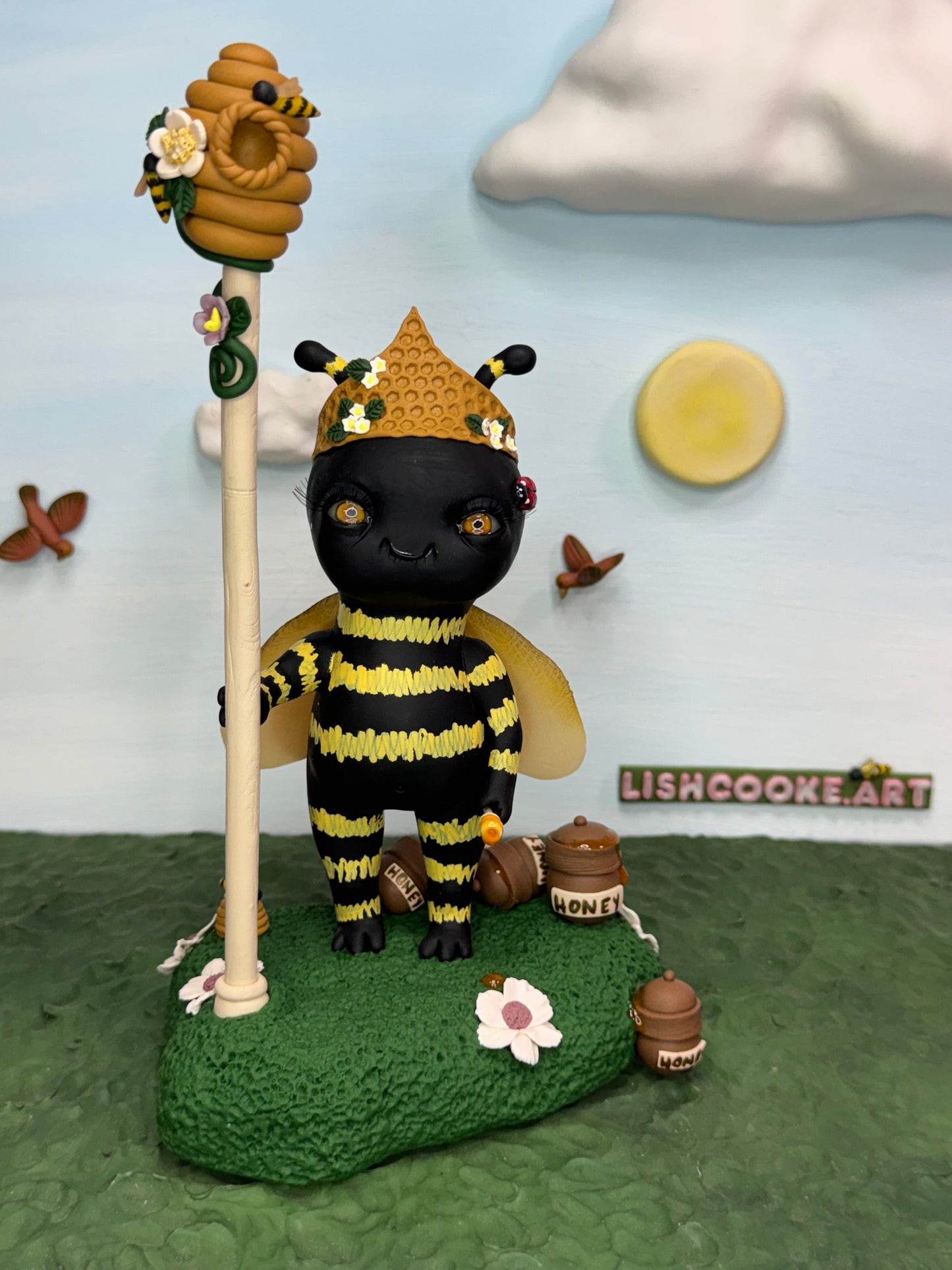The Queen Bee Loveez - BeeAnca