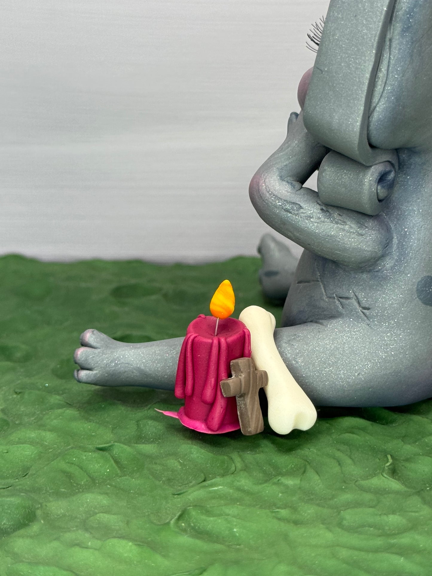 “Redeemed” Gravestone #2 | Remi