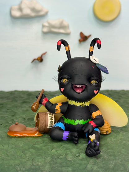 Rainbow Bee Loveez - Honey