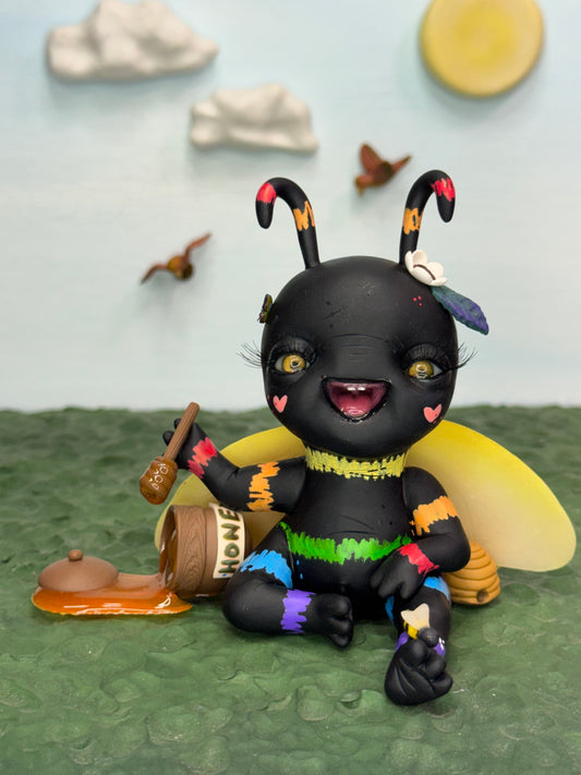 Rainbow Bee Loveez - Honey