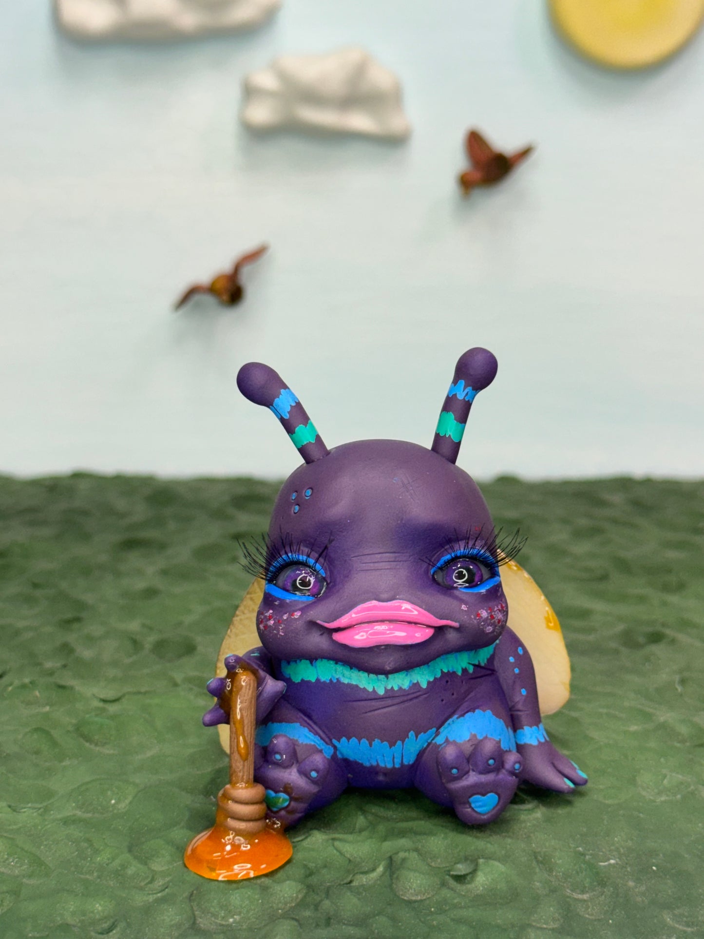 Fantasy Bee Chunkeez 1 - Fuzzy