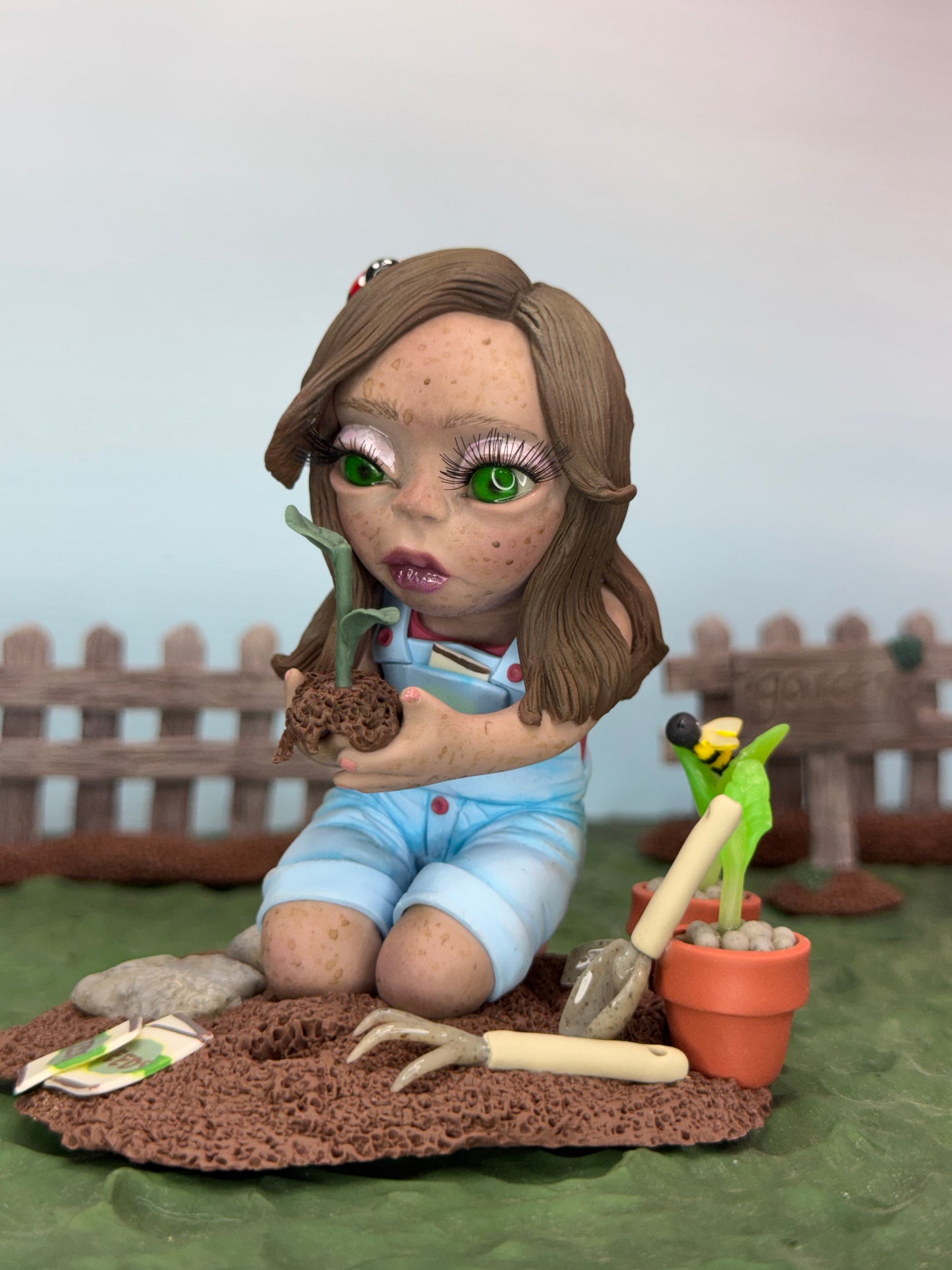Sera | The Gardener’s Gift
