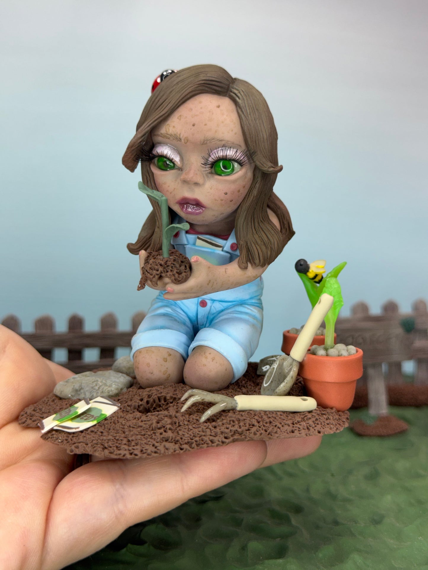 Sera | The Gardener’s Gift